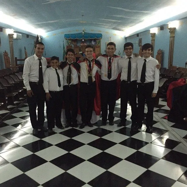 Dos 10 iniciados ao início da gestão, 4 receberam o grau DeMolay, alguns chamariam isso de…
