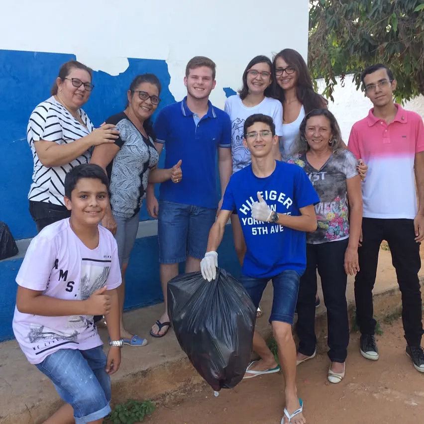 Participamos na tarde de hoje de um mutirão em conjunto com as primas do Bethel e com os f…