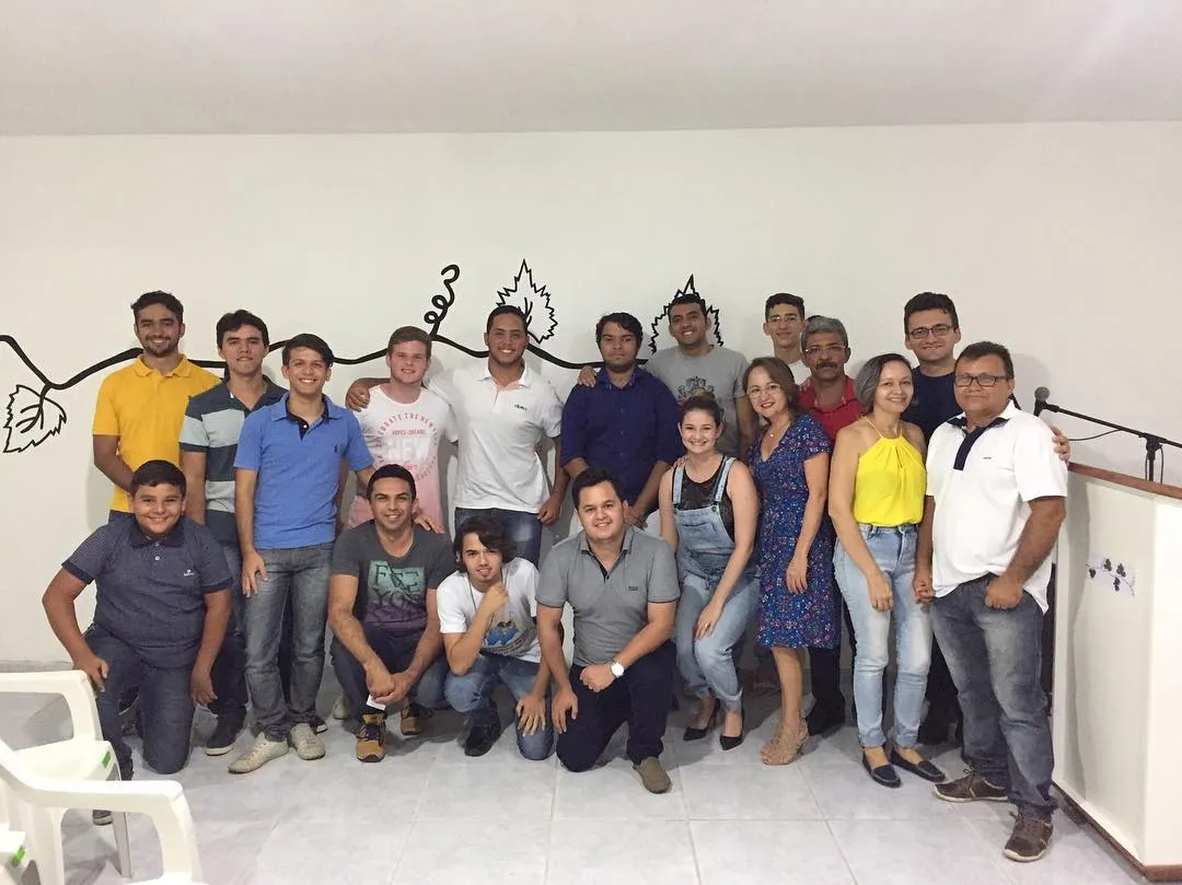 No último domingo (Dia 12), o capitulo realizou a campanha obrigatório do dia devocional,…