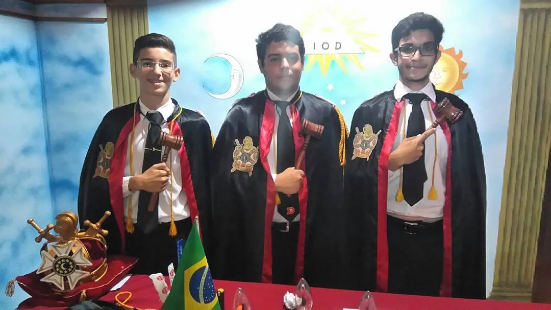 Esses são os irmãos que irão administrar o capítulo durante o segundo semestre do ano (201…